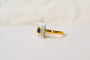 53 Bague marguerite rectangulaire festonnée en or jaune et or blanc, saphir et diamants 58 Facettes 4136