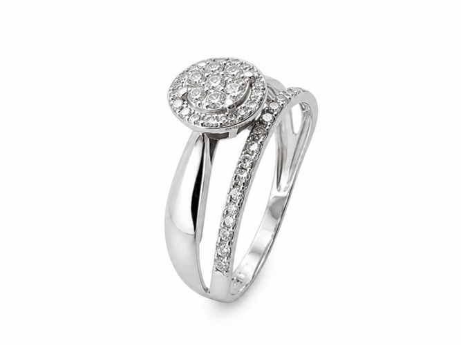56 Bague en or blanc 18 carats et diamants 58 Facettes Bague en or blanc 18 carats et diamants