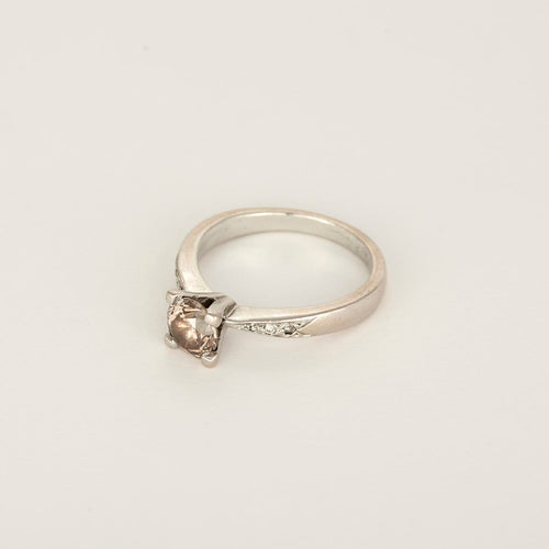 53 Bague solitaire en or gris et diamant cognac 0,80 ct 58 Facettes B260364