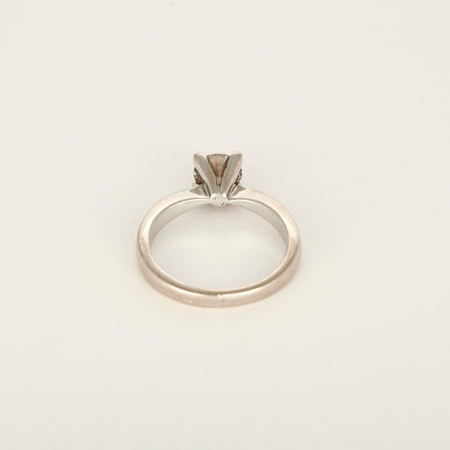 53 Bague solitaire en or gris et diamant cognac 0,80 ct 58 Facettes B260364