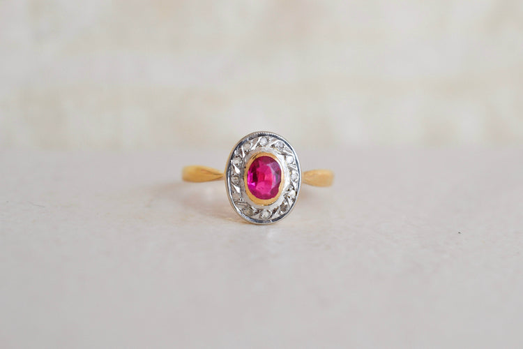https://cdn.shopify.com/s/files/1/0963/7950/2920/files/bague-ovale-rubis_11ab74c2-3e49-4dfc-b3e1-795475540aa1.jpg?v=1785311611