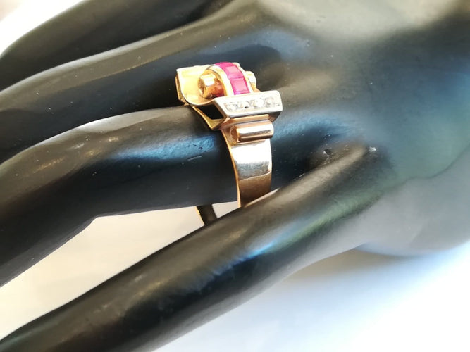 60 Tank Pont - Bague en or rose, platine, rubis et diamants 58 Facettes 01357