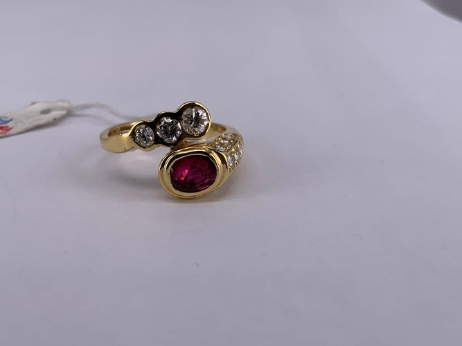 52 Bague serpent en or jaune 18 ct, rubis et diamants 58 Facettes BA 5