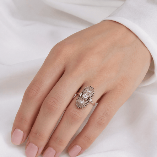 Bague 52 Bague Art Nouveau en or blanc 18 kt et diamants 58 Facettes AN691 (0079)