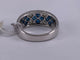 52 Bague carrée en or blanc, saphir et diamants 58 Facettes BA 783
