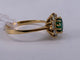 58 Bague marguerite ovale en or jaune, émeraude et diamants 58 Facettes BA 624