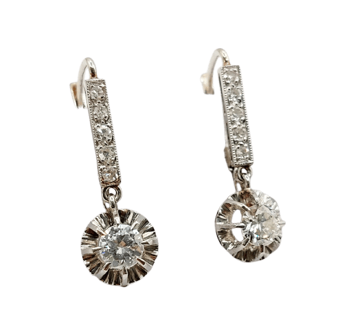Dormeuses Art déco en or blanc 18k, platine et diamants 58 Facettes A07675