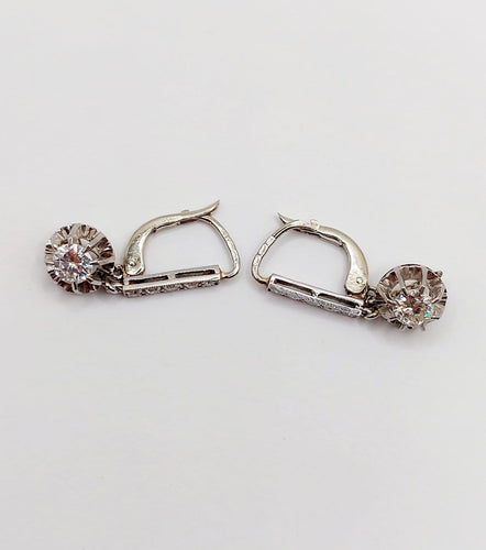 Dormeuses Art déco en or blanc 18k, platine et diamants 58 Facettes A07675