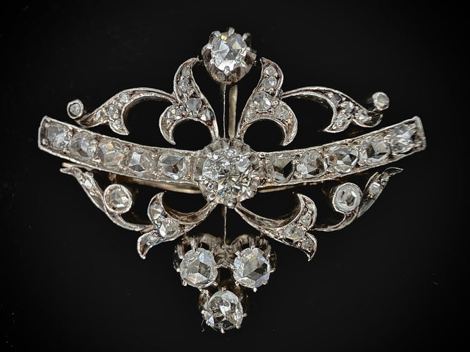 Belle Époque - Broche pendentif en or jaune, platine et diamants 58 Facettes Broche 2