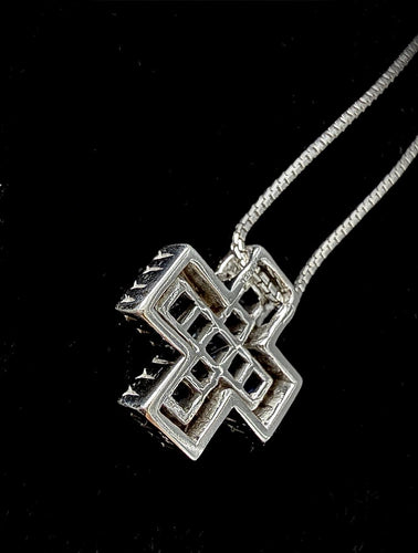 Pendentif croix en or blanc 18 carats, saphirs et diamants 58 Facettes Pendentif 4