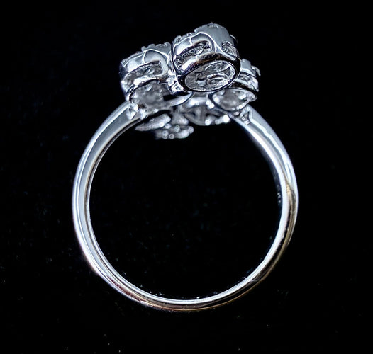 50.5 Bague pavée 54 diamants en or blanc 18 carats 58 Facettes Bague 14
