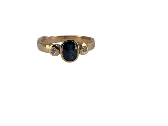 Bague trio saphir ovale en or blanc et diamant
