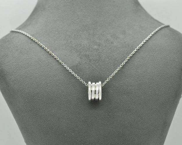 collana-ciondolo-b01-mvs5.webp
