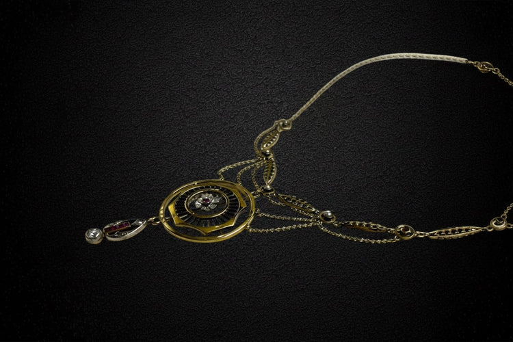 Collier Collier Jugendstil - Pendentif en or et diamants 58 Facettes