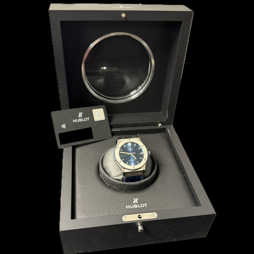 Hublot Classic Fusion - Montre 45 mm en titane 58 Facettes MT47494