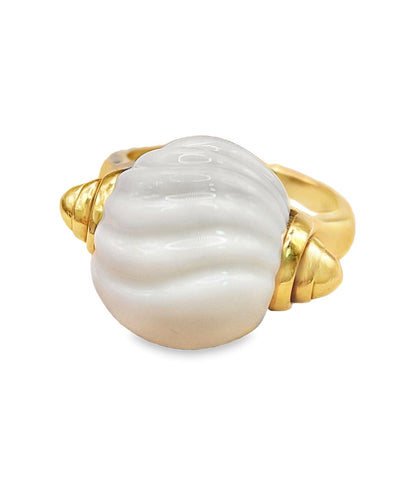 Bague Bulgari Chandra - Bague en or jaune 18 kt et porcelaine blanche 58 Facettes