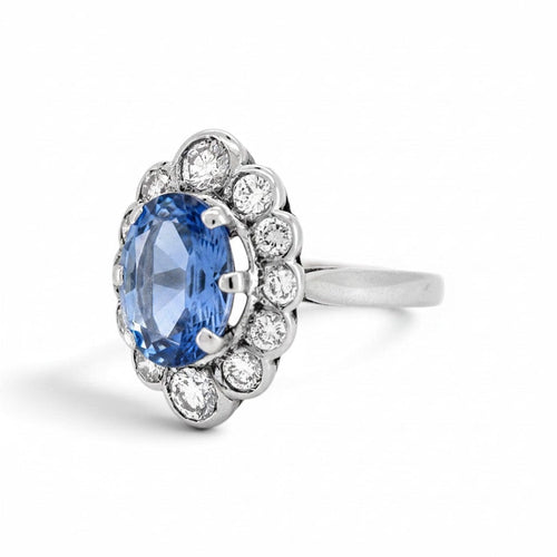 51 Bague Pompadour vintage en or 18k, saphir et diamants 58 Facettes RI-1045
