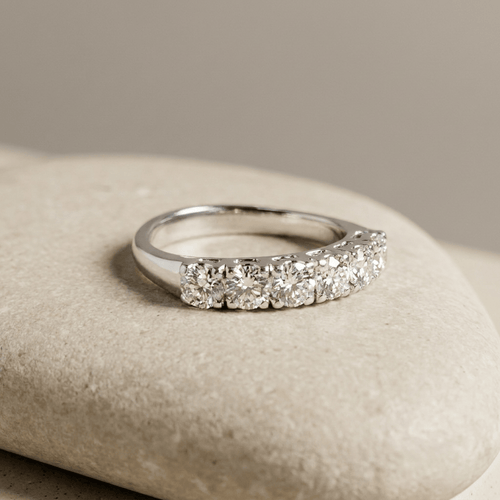 Bague 53.5 Bague demi-tour en or 585 avec 7 diamants taille brillant 58 Facettes 2964