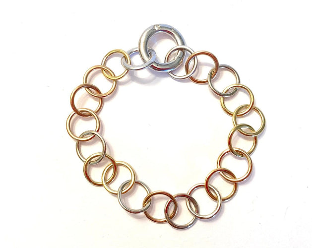 Pomellato Lucciole - Bracelet en or trois tons et diamant 58 Facettes AZ-ODO-B.A002/B/021