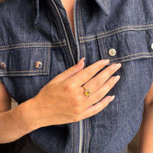 https://cdn.shopify.com/s/files/1/0829/5212/6812/files/Vintage_Entourage_Ring_met_Citrien_en_Diamant.jpg?v=1787767341