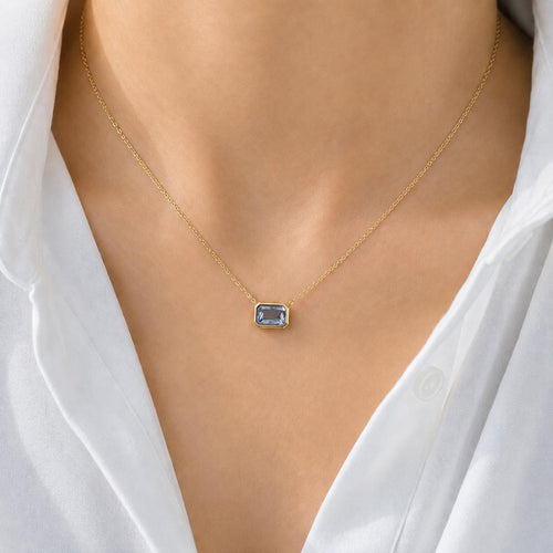 Love More - Collier en or 18 ct et saphir bleu de Ceylan 58 Facettes GPD1015CB