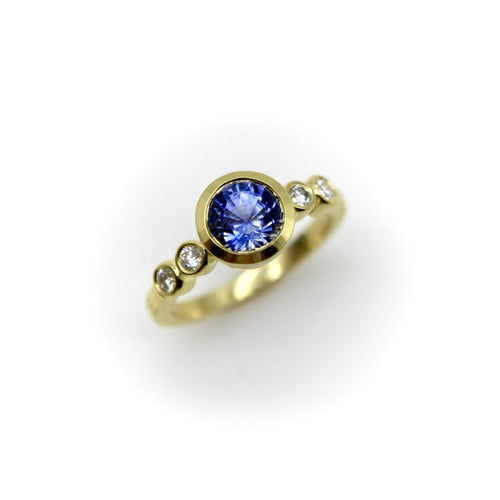 Bague 48 Signature - Bague en or 18 ct avec saphir et diamants 58 Facettes 11183
