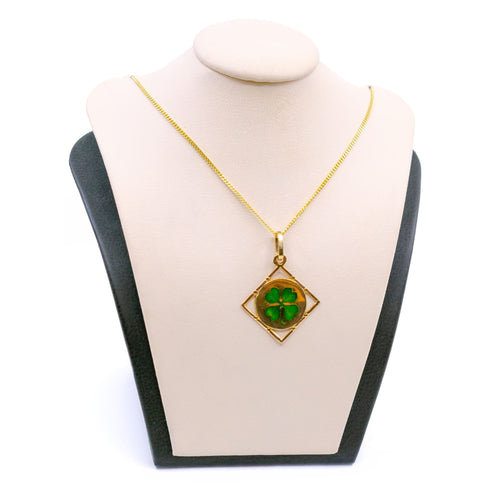 Pendentif losange trèfle en or 14 ct et émail 58 Facettes 6A19FE7C102D419CAF40007A8D255326