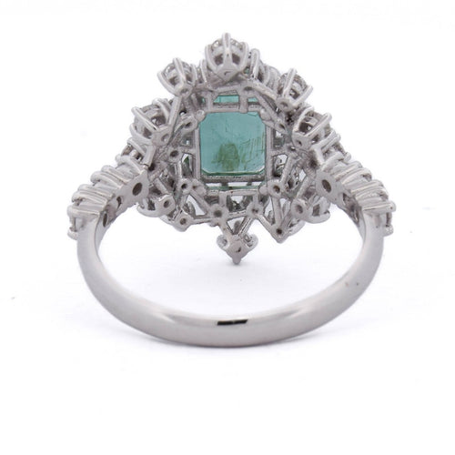 54 Bague en or blanc 18 kt avec émeraude et diamants 58 Facettes AN730 (0599)