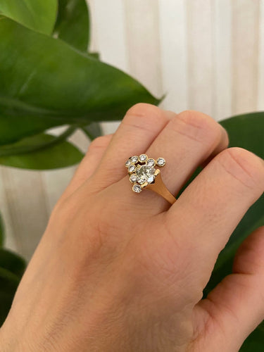 56 Bague cocktail vintage en or jaune 18 ct et diamants 58 Facettes ring
