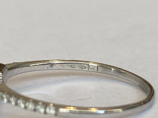 52 Diana - Bague en or blanc 18 kt, saphir et diamants 58 Facettes ring