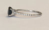 52 Diana - Bague en or blanc 18 kt, saphir et diamants 58 Facettes ring