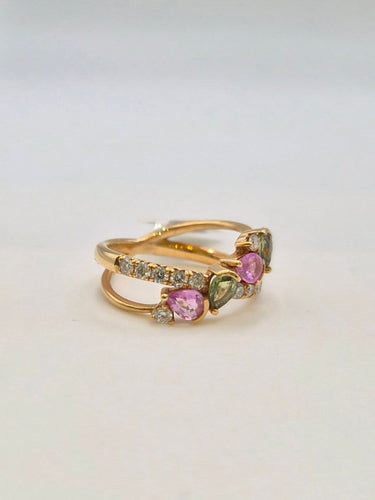 53 Bague croisée en or rose, saphirs roses et verts, diamants 58 Facettes 324/193
