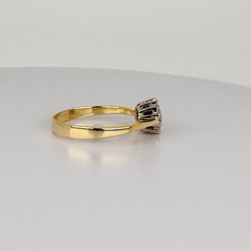 https://cdn.shopify.com/s/files/1/0829/5212/6812/files/Vintage14KYellowGoldDiamondRing4.jpg?v=1786110427