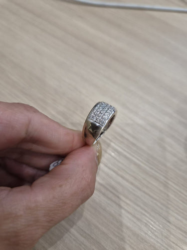 55 Bague en or blanc 18K et brillants 58 Facettes STBO105