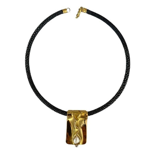 Jean-Pierre De Saedeleer - Collier pendentif en or jaune et perle 58 Facettes collier