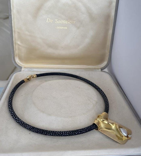 Jean-Pierre De Saedeleer - Collier pendentif en or jaune et perle 58 Facettes collier