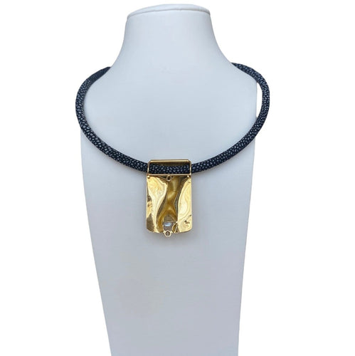 Jean-Pierre De Saedeleer - Collier pendentif en or jaune et perle 58 Facettes collier