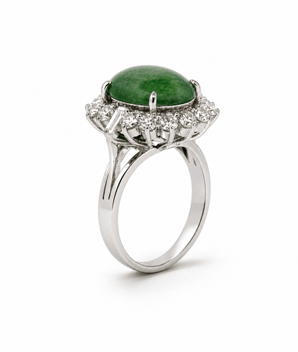 51 Bague en or blanc 18 ct avec jade vert et diamants 58 Facettes 90435