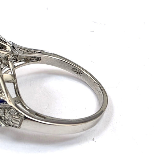 56 Bague en or blanc 18 kt avec diamants 58 Facettes 143/26 A