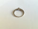 49 Bague solitaire en or blanc et diamants 58 Facettes 000567