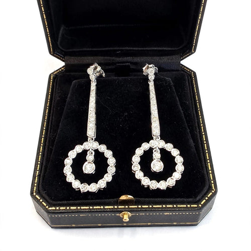Boucles d'oreilles en or blanc 18 ct et diamants 58 Facettes 494/26 D
