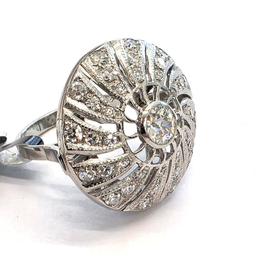 52 Bague en or blanc 18 ct et diamants 58 Facettes 417/26 A