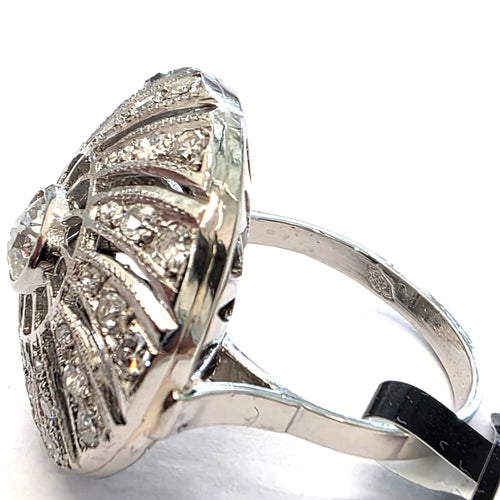 52 Bague en or blanc 18 ct et diamants 58 Facettes 417/26 A