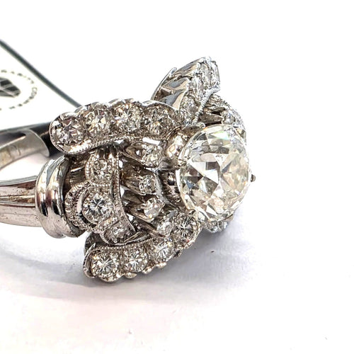 58 Bague en or blanc 18 ct avec diamant old mine et diamants 58 Facettes 518/26 B