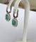ALGT - Boucles d'oreilles pendantes en or blanc, émeraudes et diamants 58 Facettes earrings