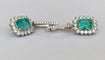 ALGT - Boucles d'oreilles pendantes en or blanc, émeraudes et diamants 58 Facettes earrings