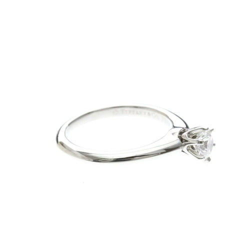 44 Tiffany & Co. Tiffany Setting - Bague solitaire en platine et diamant 58 Facettes uwivqju44p