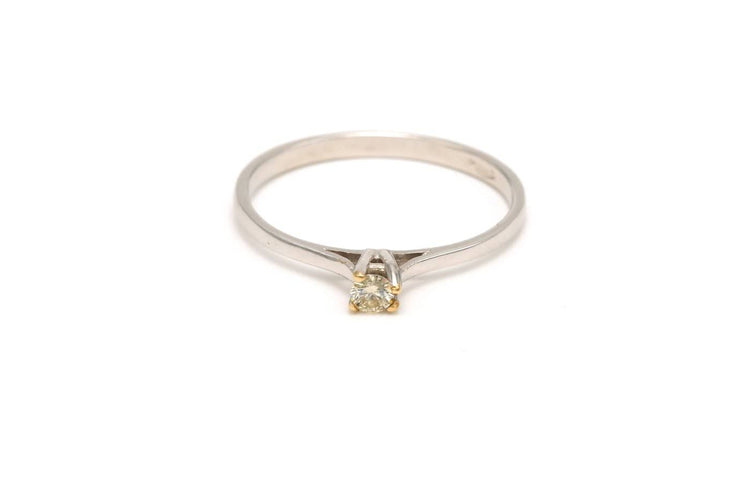 Bague 53 Bague contemporaine en or blanc et diamant 58 Facettes 19411
