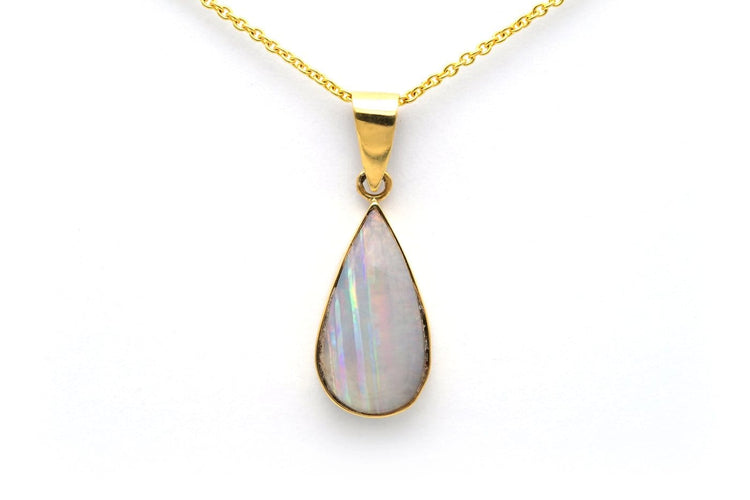 Pendentif Pendentif contemporain en or jaune 18 carats et opale 58 Facettes 17856