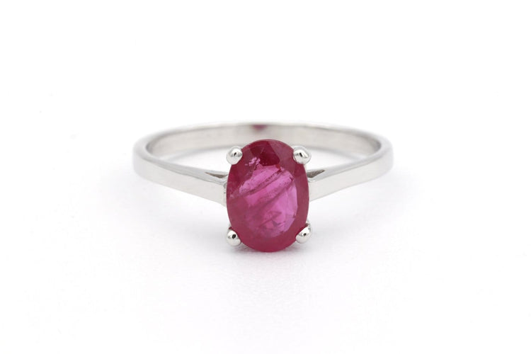 Bague 52 Bague contemporaine en or blanc 18 carats et rubis 58 Facettes 19408
